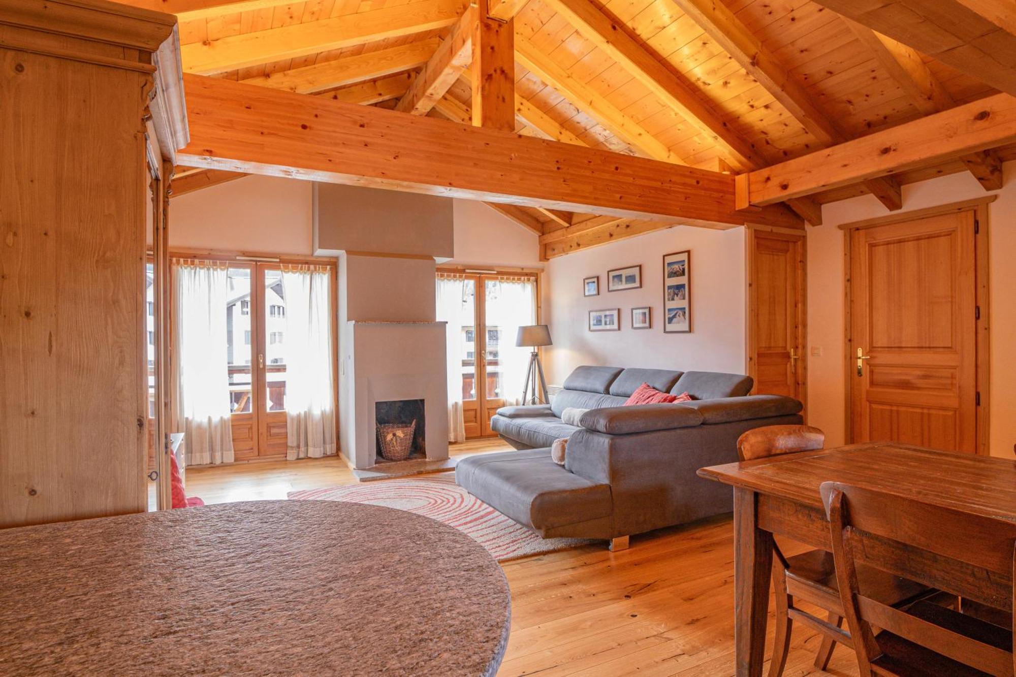 Apartment Capucin - A 3 Bedroom Chamonix Mountain Loft 외부 사진