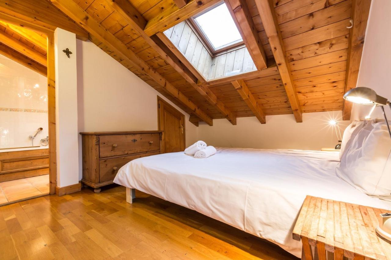Apartment Capucin - A 3 Bedroom Chamonix Mountain Loft 외부 사진