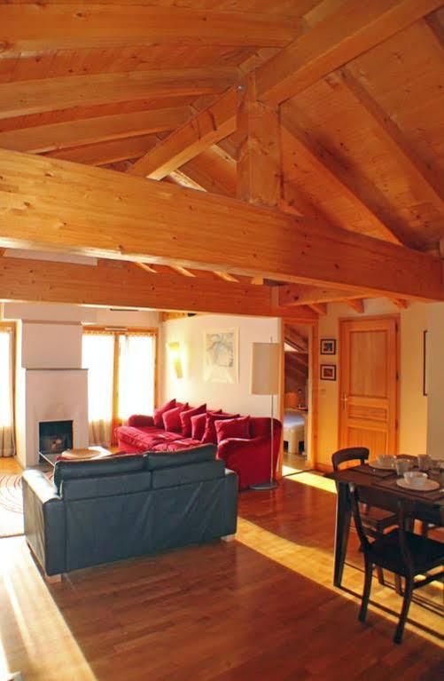 Apartment Capucin - A 3 Bedroom Chamonix Mountain Loft 외부 사진
